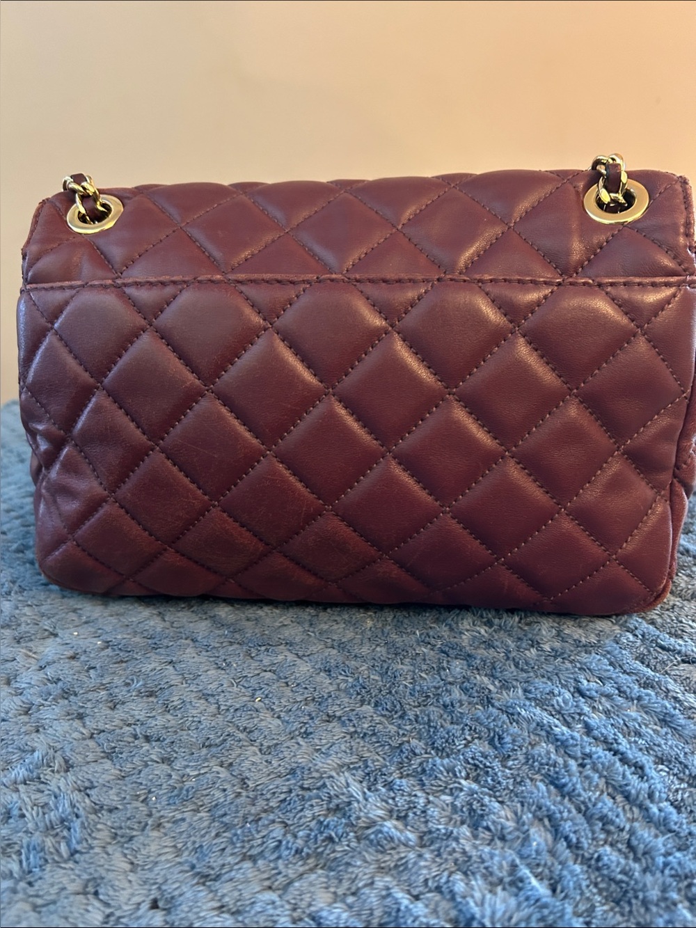 Michael Kors Quilted Crossbody Bag in Deep Wine with Gold Hardware - Picture 2 of 9